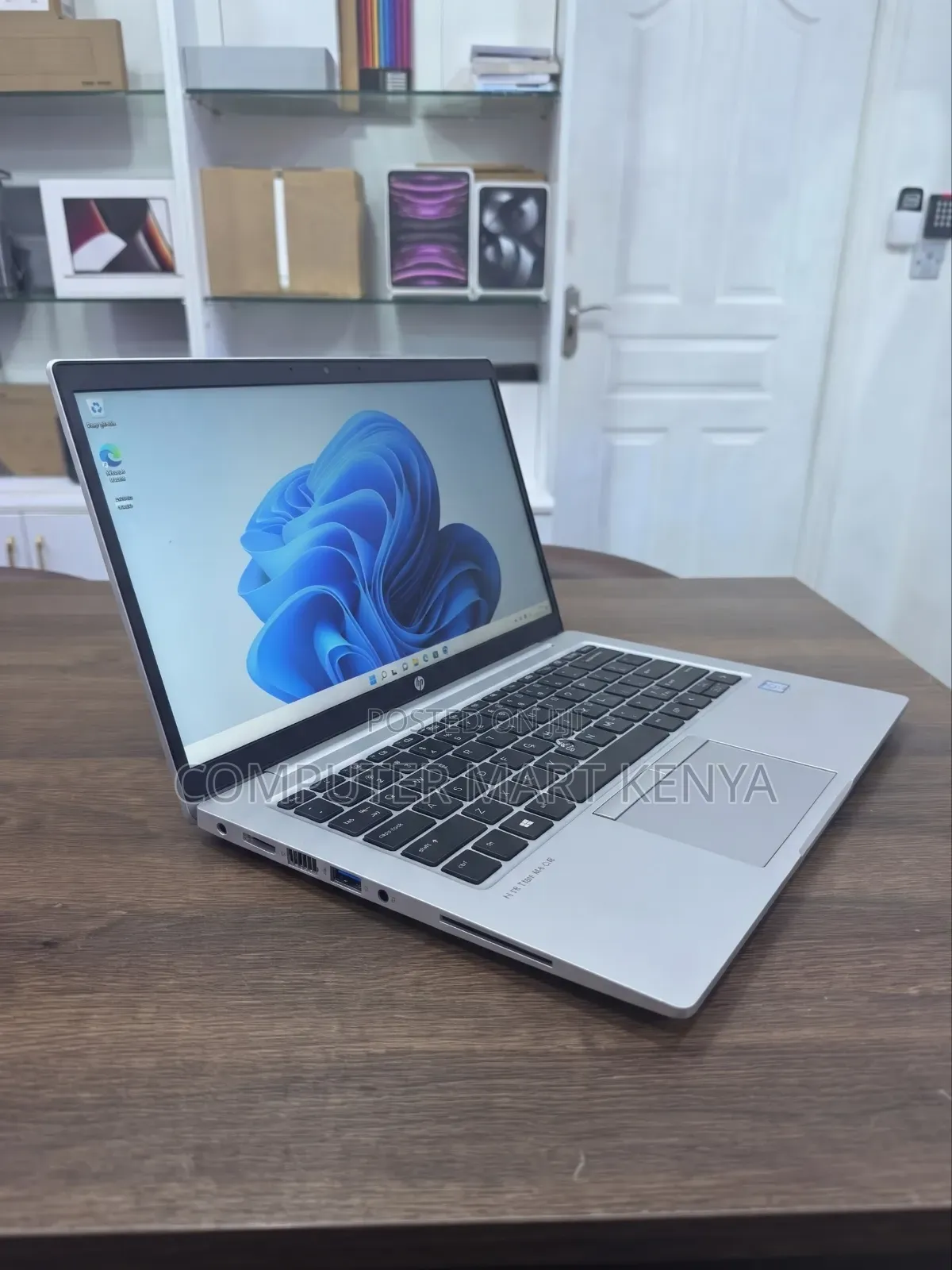 New Laptop HP EliteBook 840 G8 16GB Intel Core i7 SSD 512GB