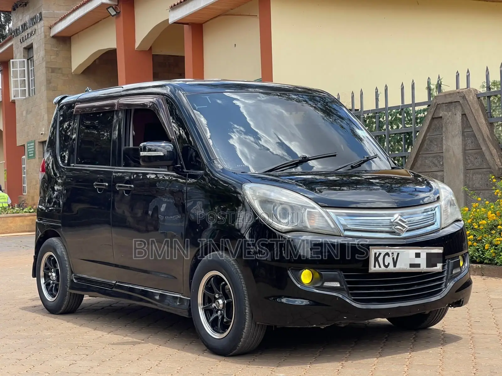 Suzuki Solio 2012 Black
