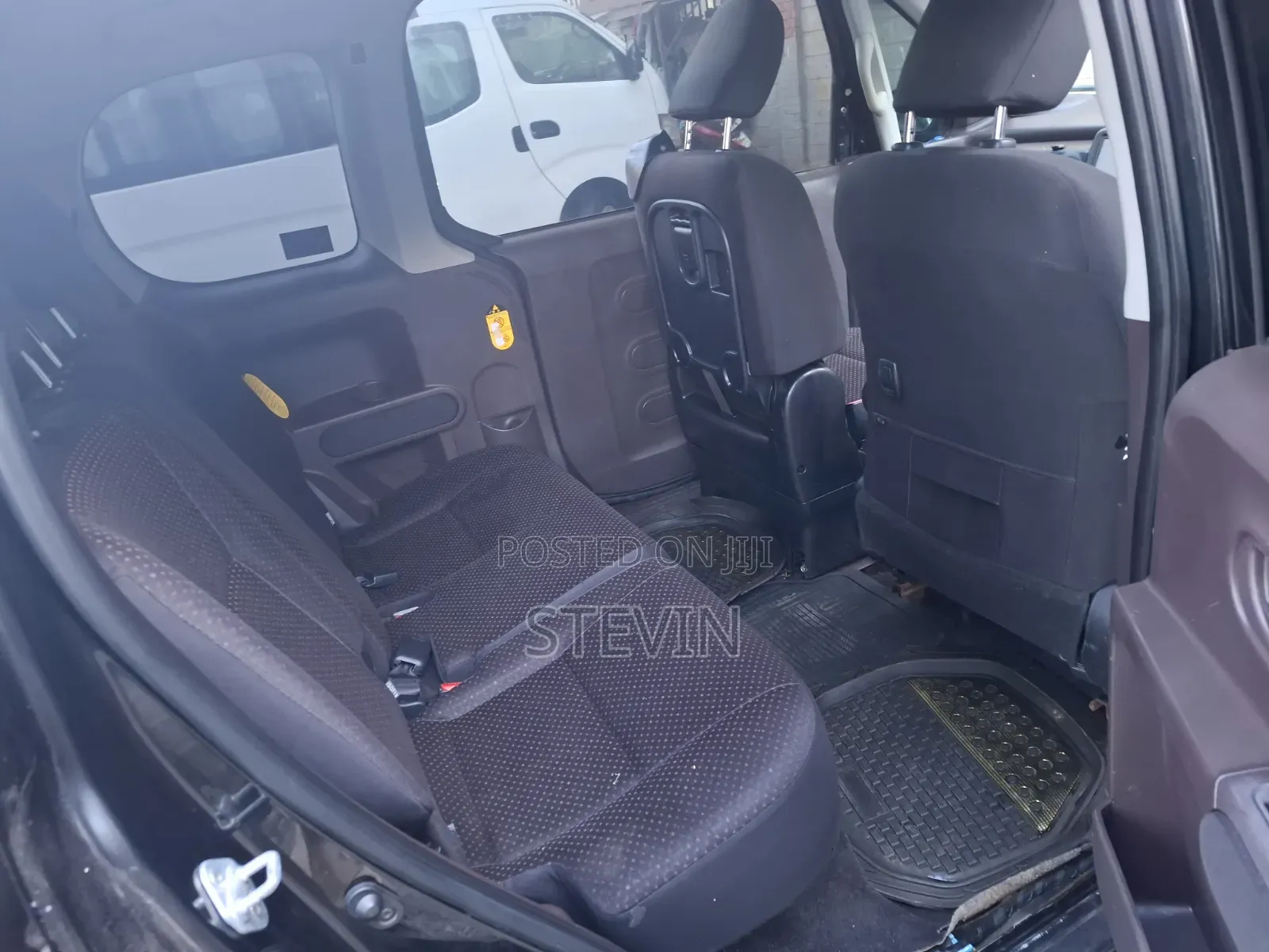 Toyota Spade 2015 Black