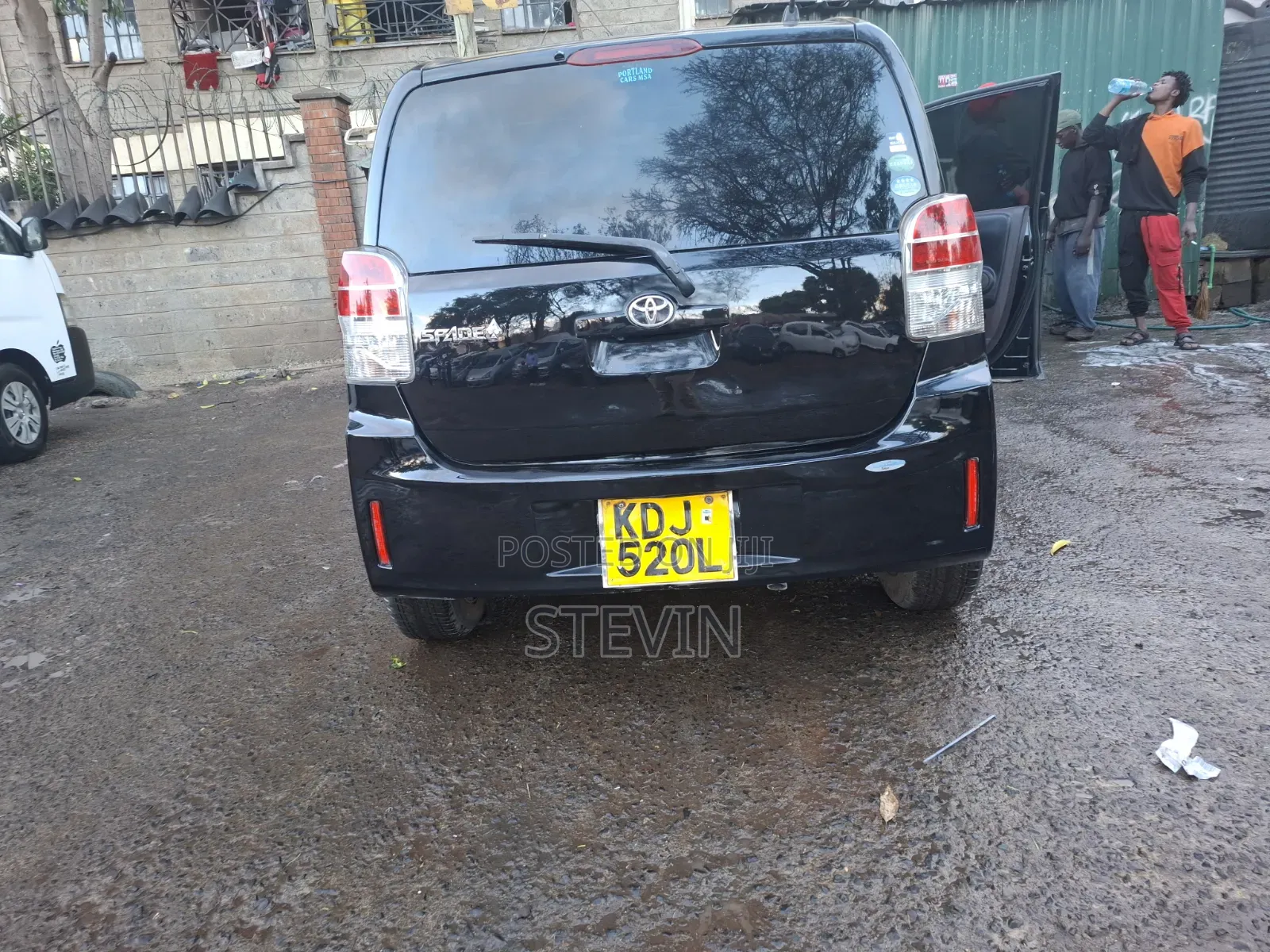 Toyota Spade 2015 Black