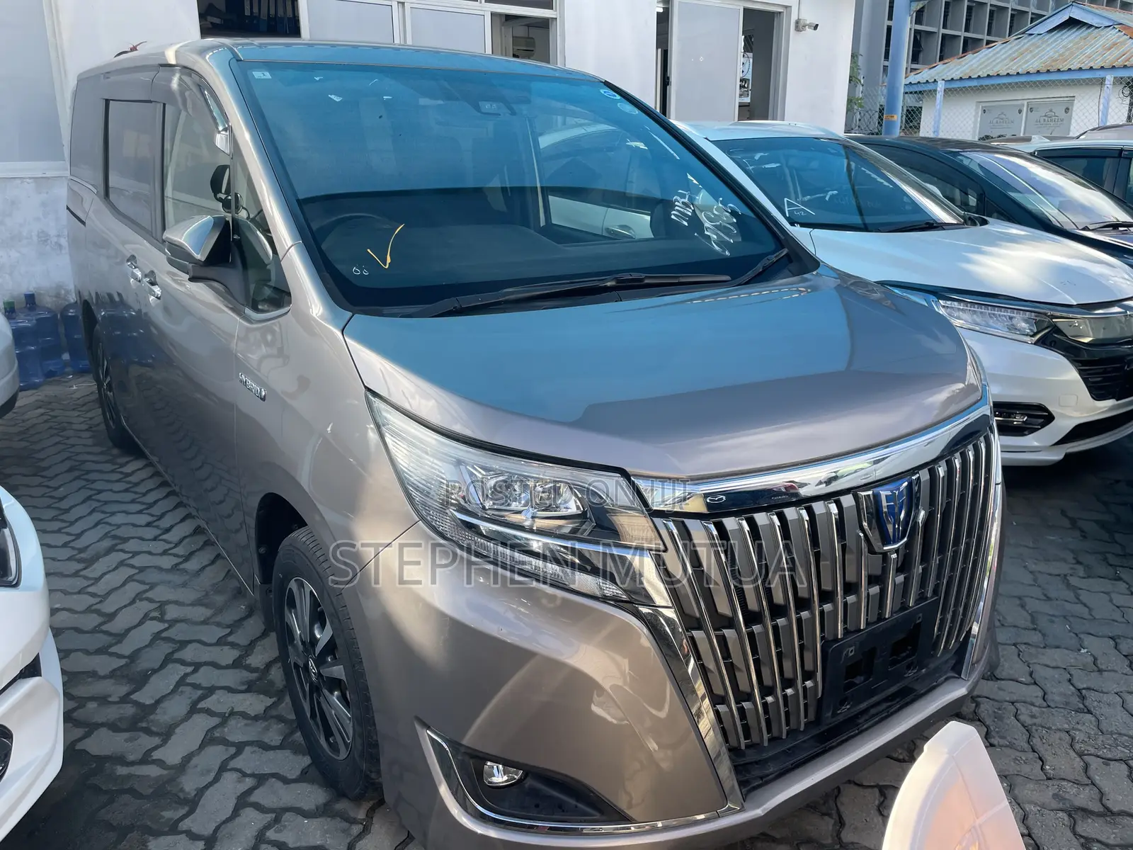 Toyota Esquire 1.8 FWD Hybrid (7 seater) 2019 Gray