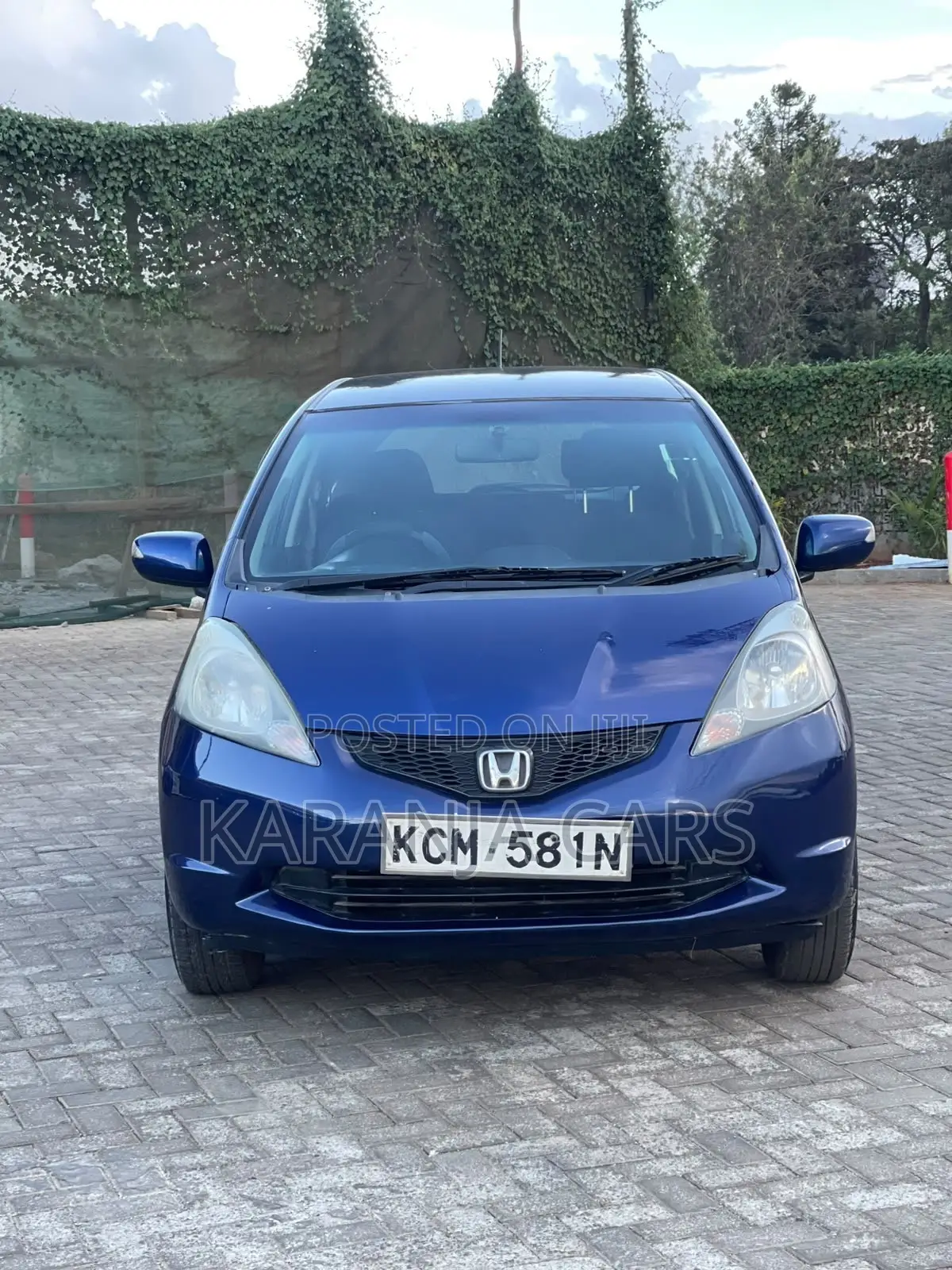 Honda Fit Automatic 2010 Blue