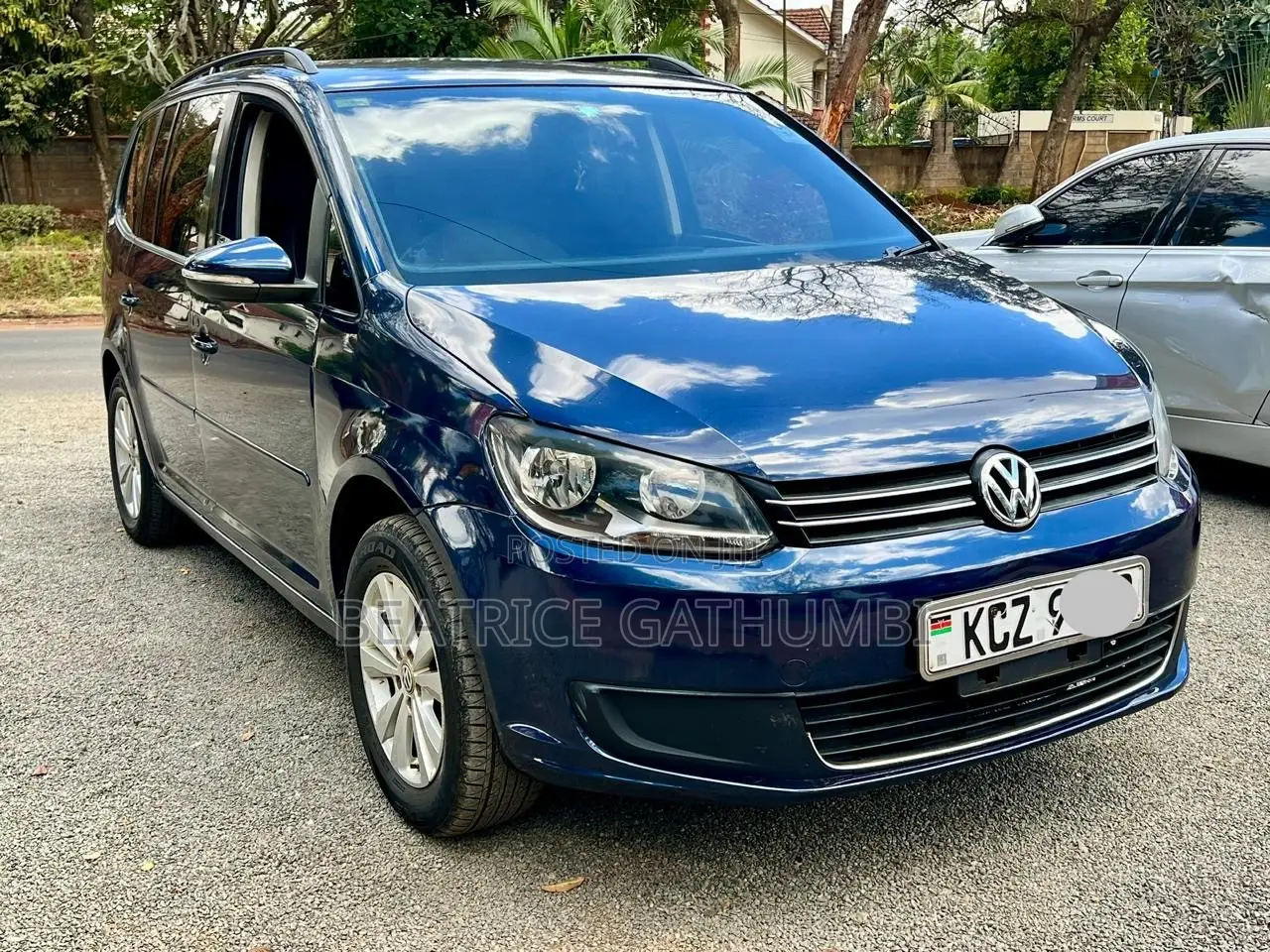 Volkswagen Touran 2013 Blue