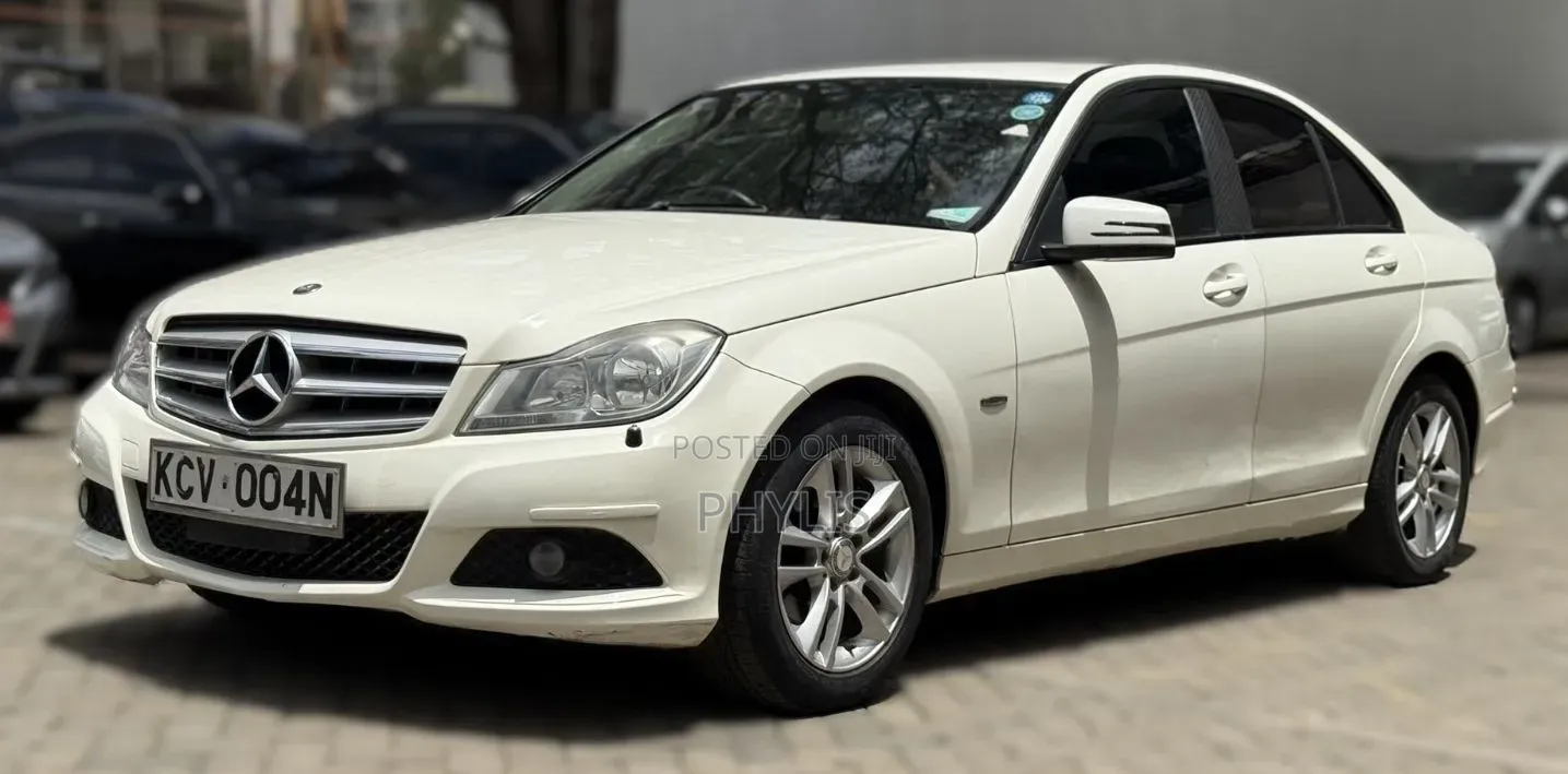Mercedes-Benz C200 2012 White