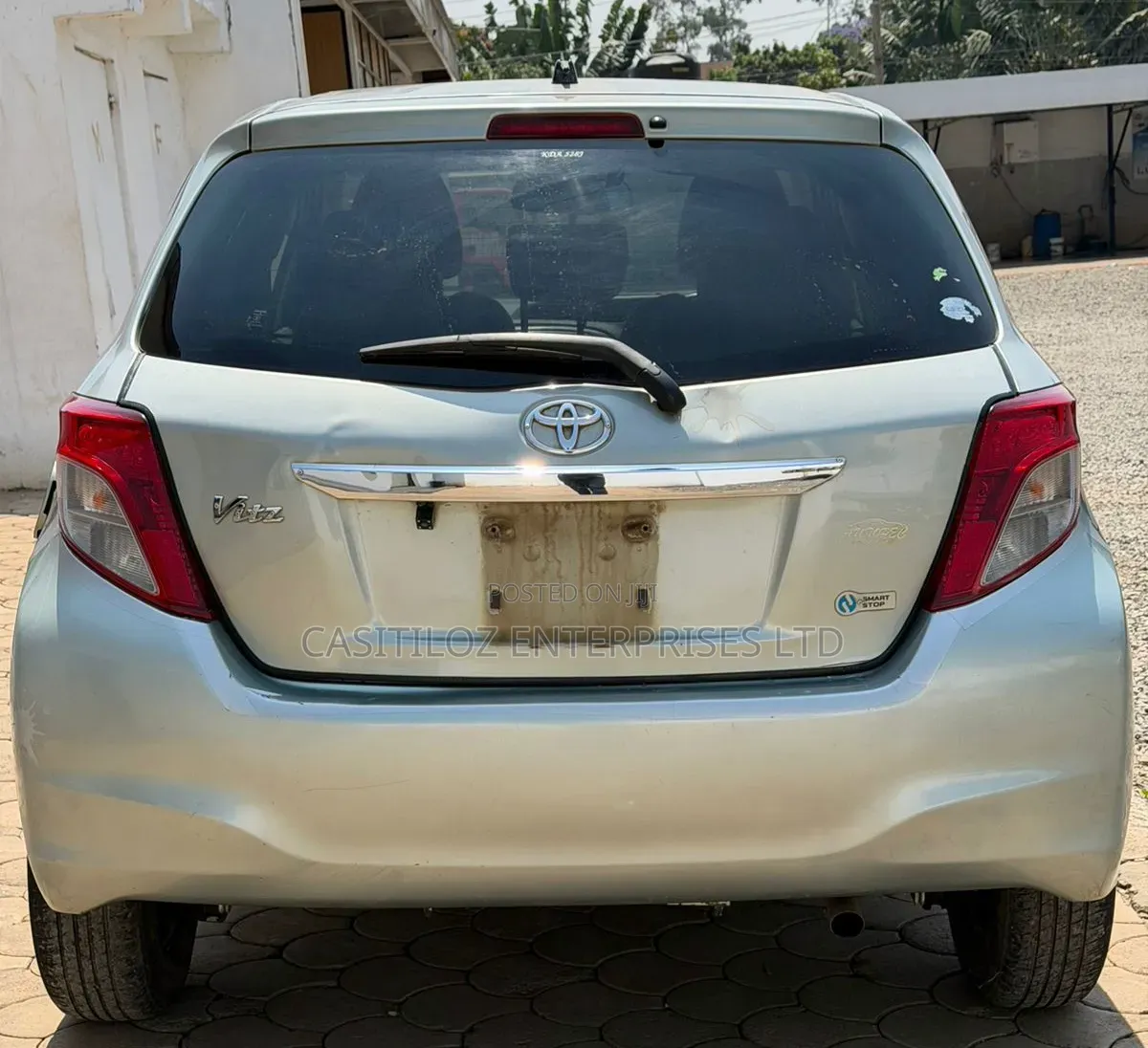 Toyota Vitz 1.3 FWD 3dr 2014 Green