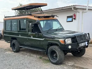 Toyota Land Cruiser 79 Series 2006 Green