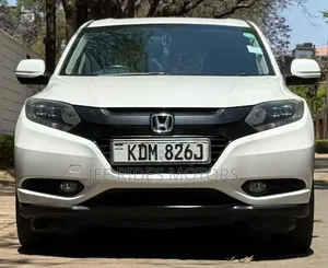 Honda Vezel 2016 White
