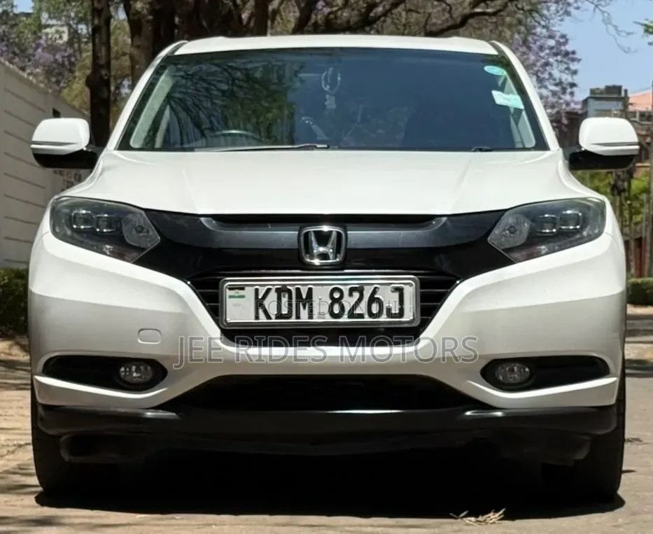 Honda Vezel 2016 White