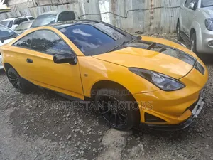 Toyota Celica GT Action Package 2004 Yellow