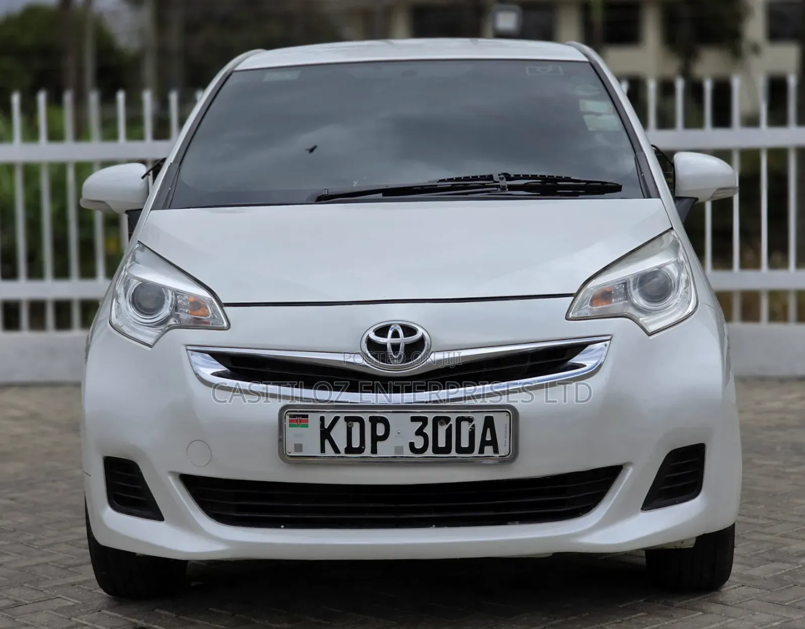 Toyota Ractis 1.5 FWD 2016 White