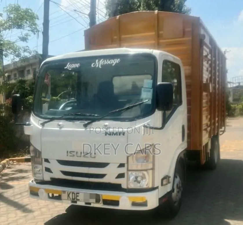 Isuzu NMR 2022