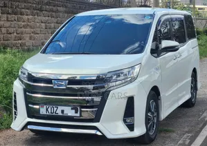 Toyota Noah 2019 White