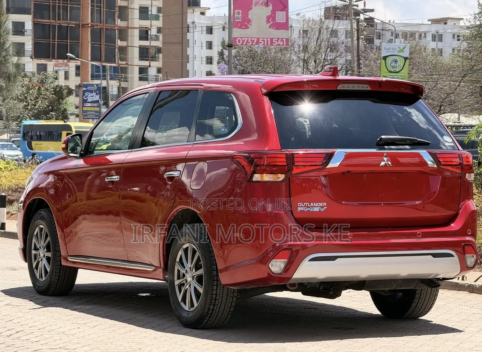 Mitsubishi Outlander 2.0 PHEV AWD 2019 Red