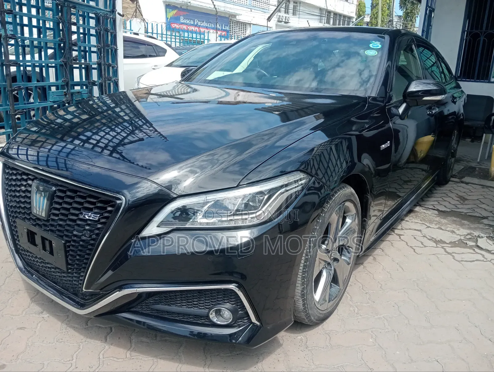 Toyota Crown 2019 Black