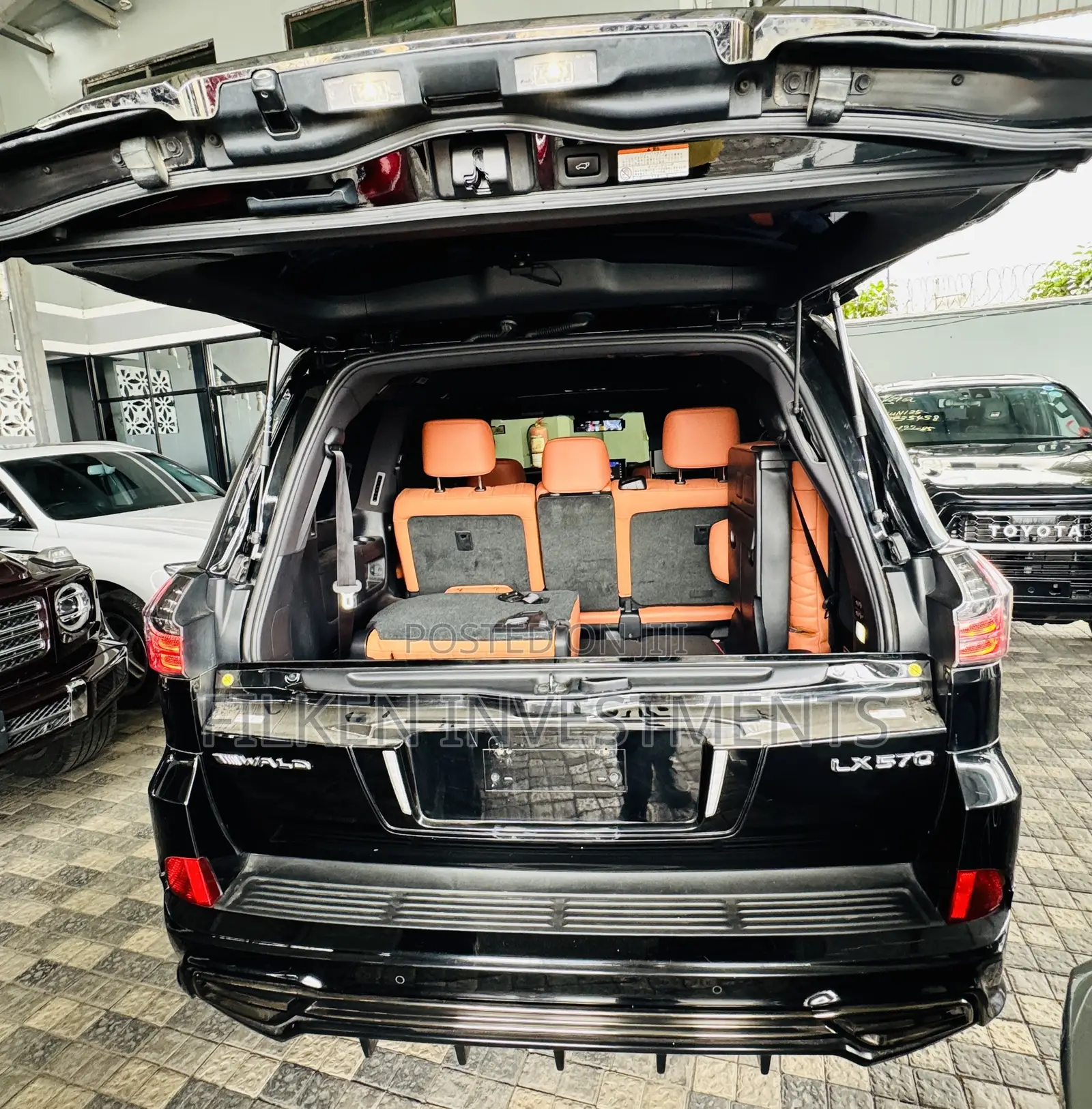 Lexus LX 570 AWD 2019 Black