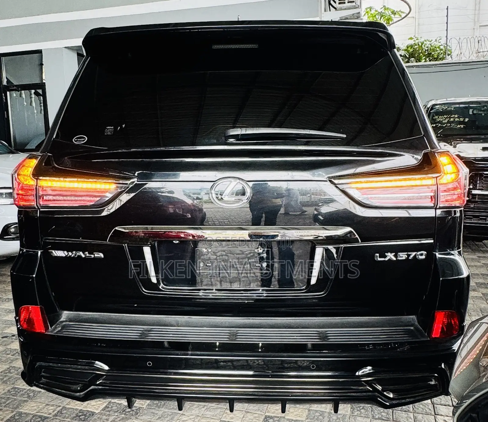 Lexus LX 570 AWD 2019 Black