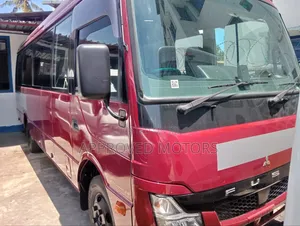 Mitsubishi Fuso Rosa 2019 Red