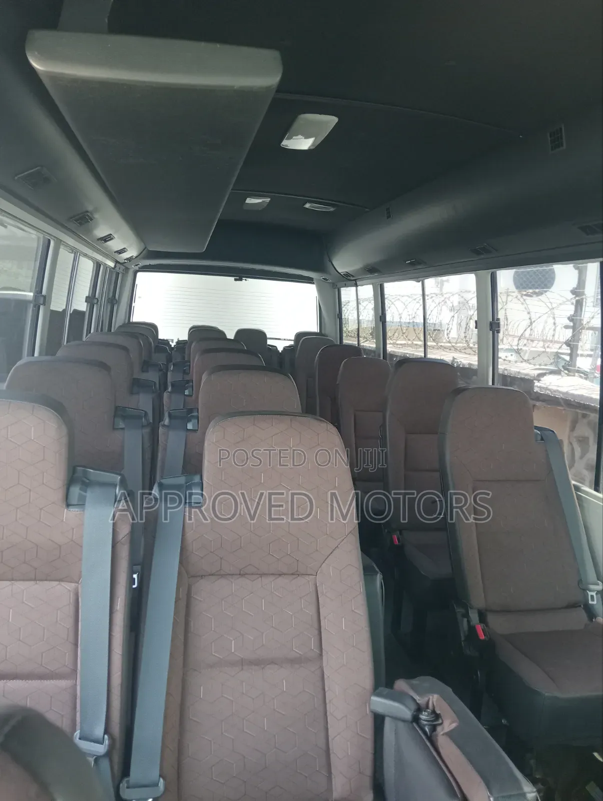 Mitsubishi Fuso Rosa 2019 Red