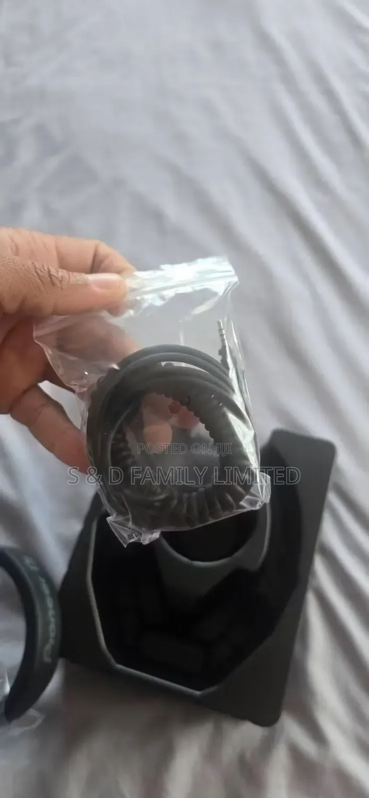 Pioneer DJ HDJ-CUE1 on-Ear Wired DJ Headphones