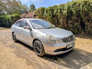Nissan Bluebird 2007 Silver