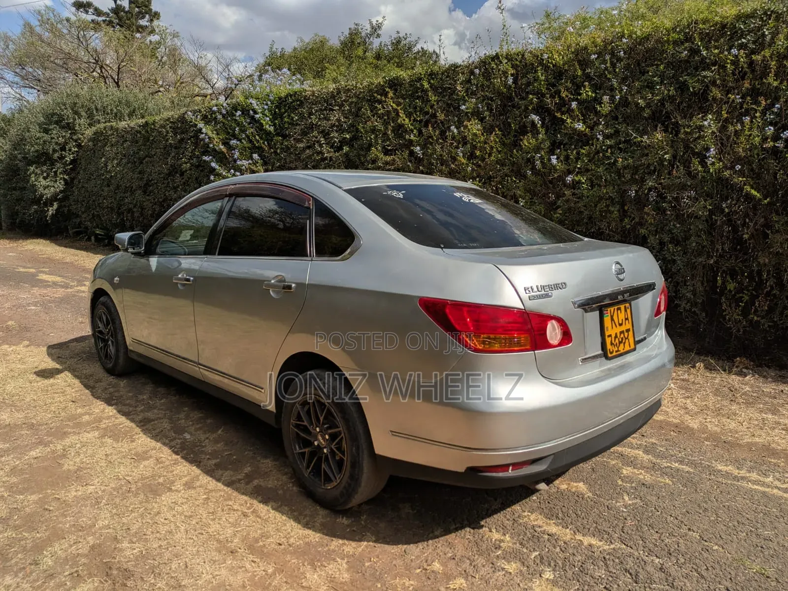 Nissan Bluebird 2007 Silver