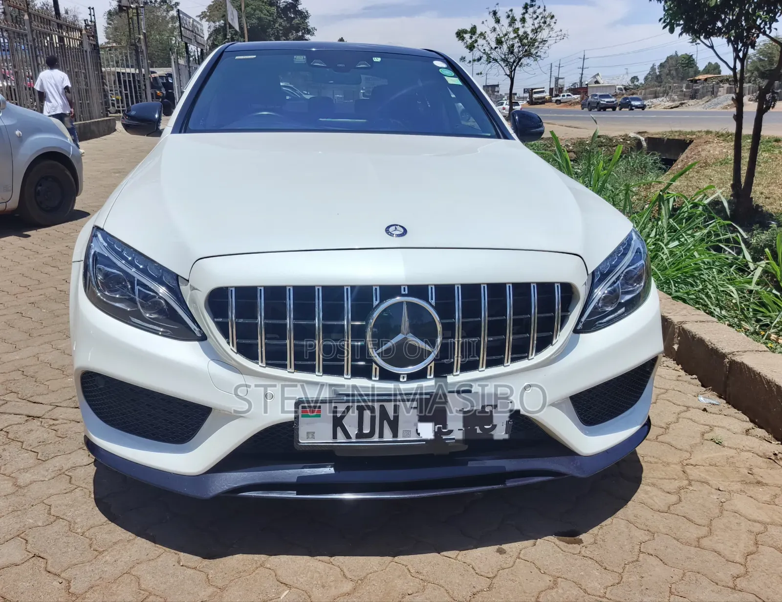 Mercedes-Benz C200 2016 White