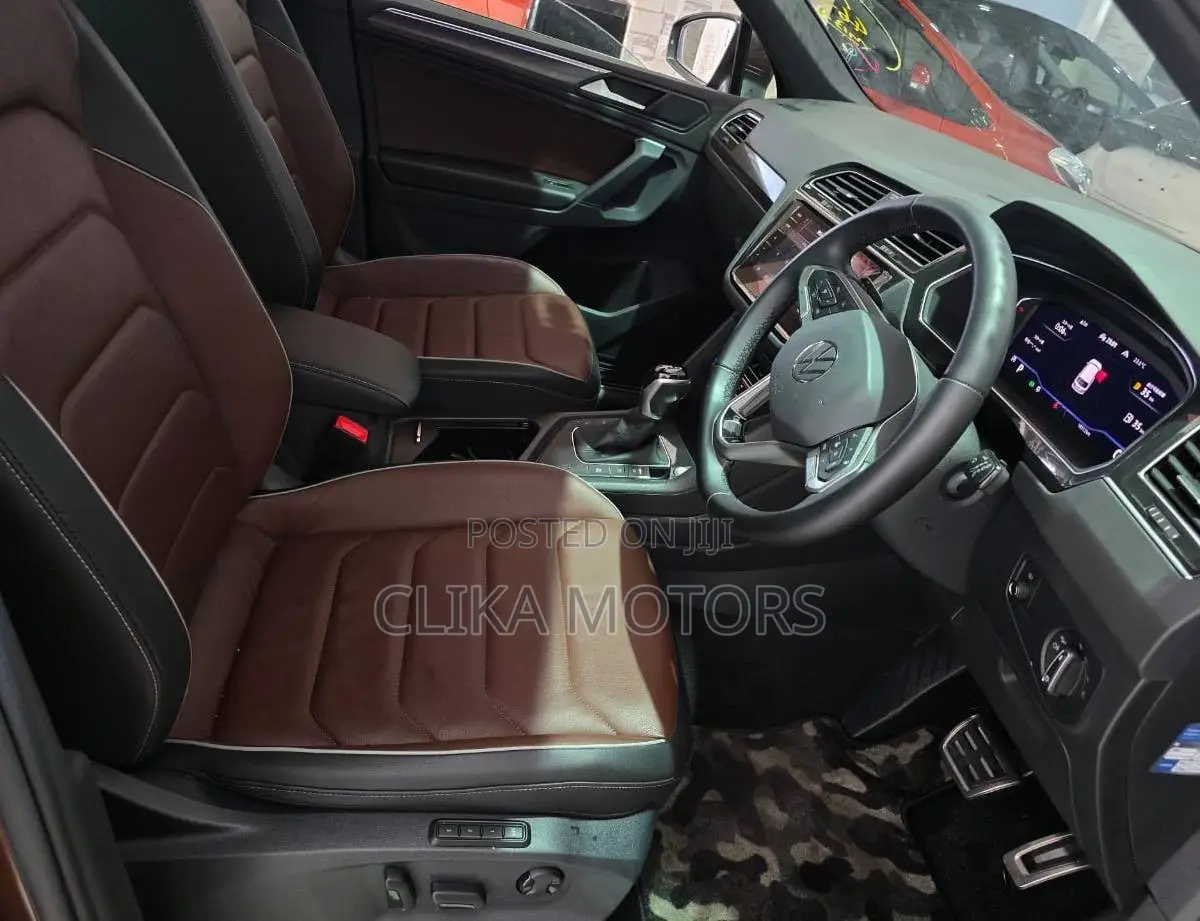 Volkswagen Tiguan 2.0T S 2021 Brown