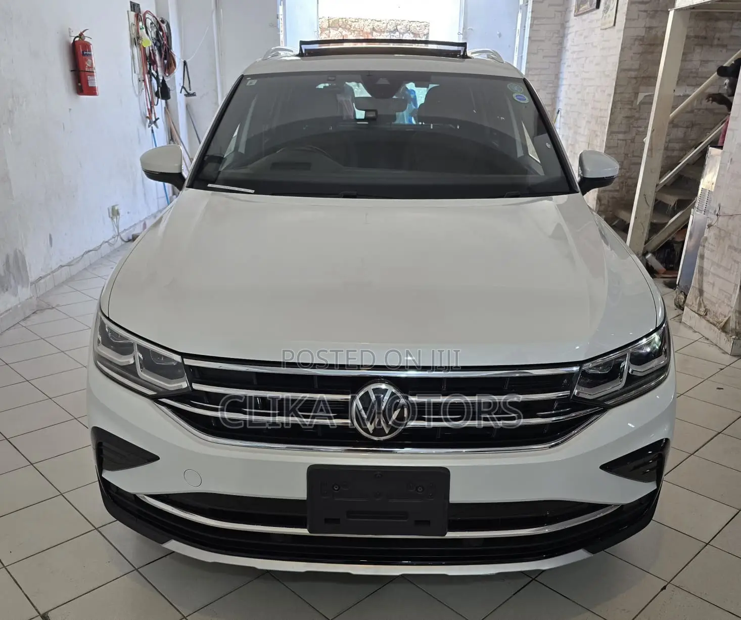Volkswagen Tiguan 2.0T SE 2021 Pearl
