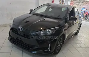 Toyota Yaris 1.5 Sedan L 2020 Black