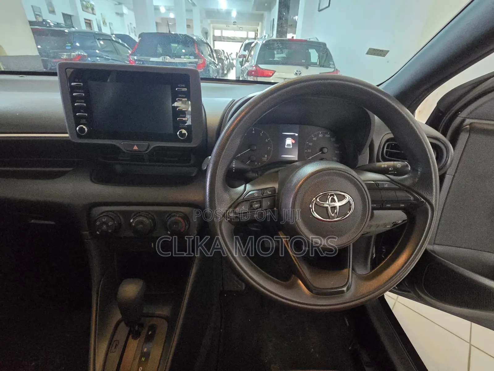 Toyota Yaris 1.5 Sedan L 2020 Black