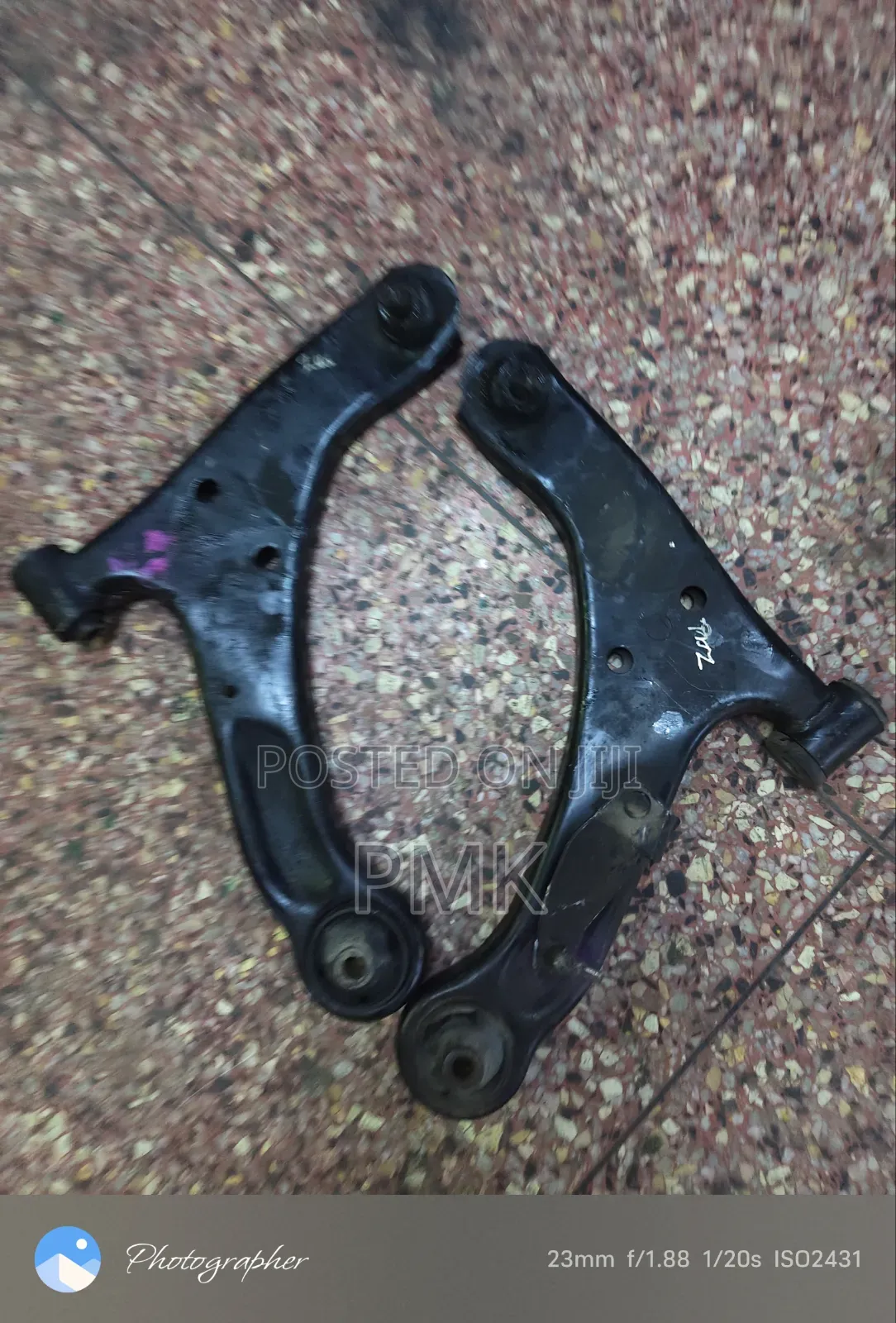 Suzuki Escudo J20 Control Arm