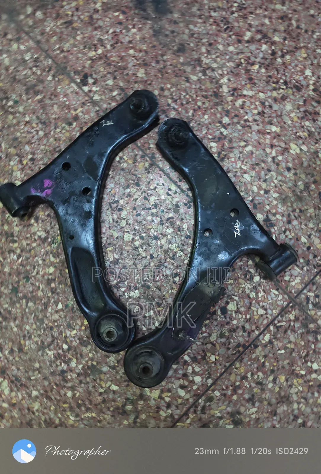 Suzuki Escudo J20 Control Arm