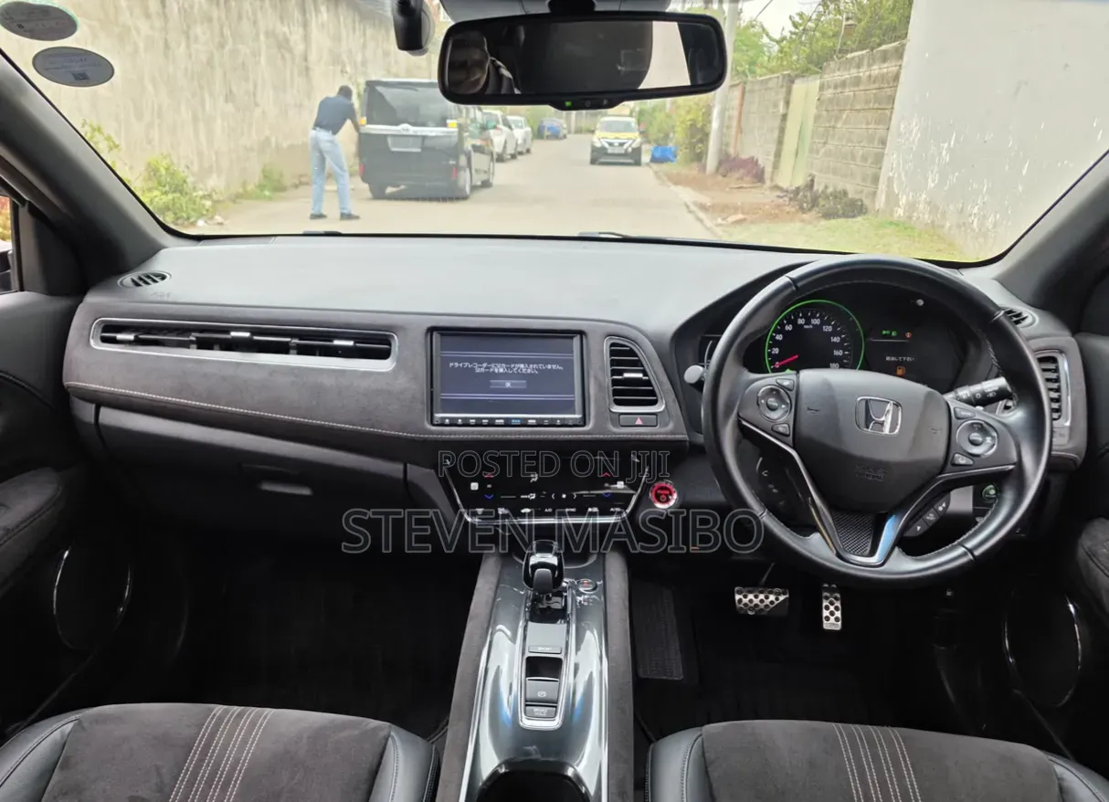 Honda Vezel 1.5 Hybrid 2WD 2019 White