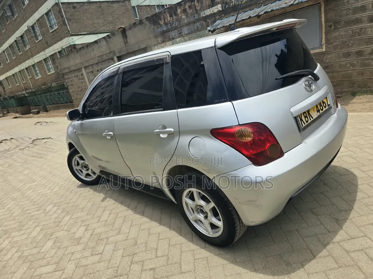 Toyota IST 2005 Silver