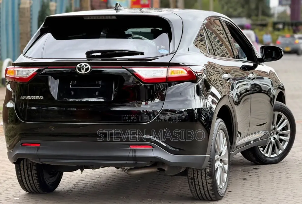 Toyota Harrier 2.0 2019 Black