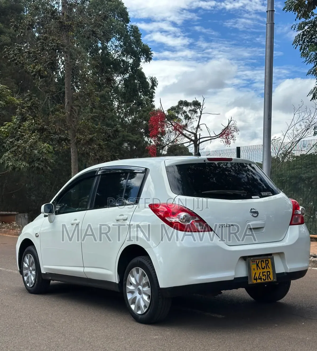 Nissan Tiida 2011 White