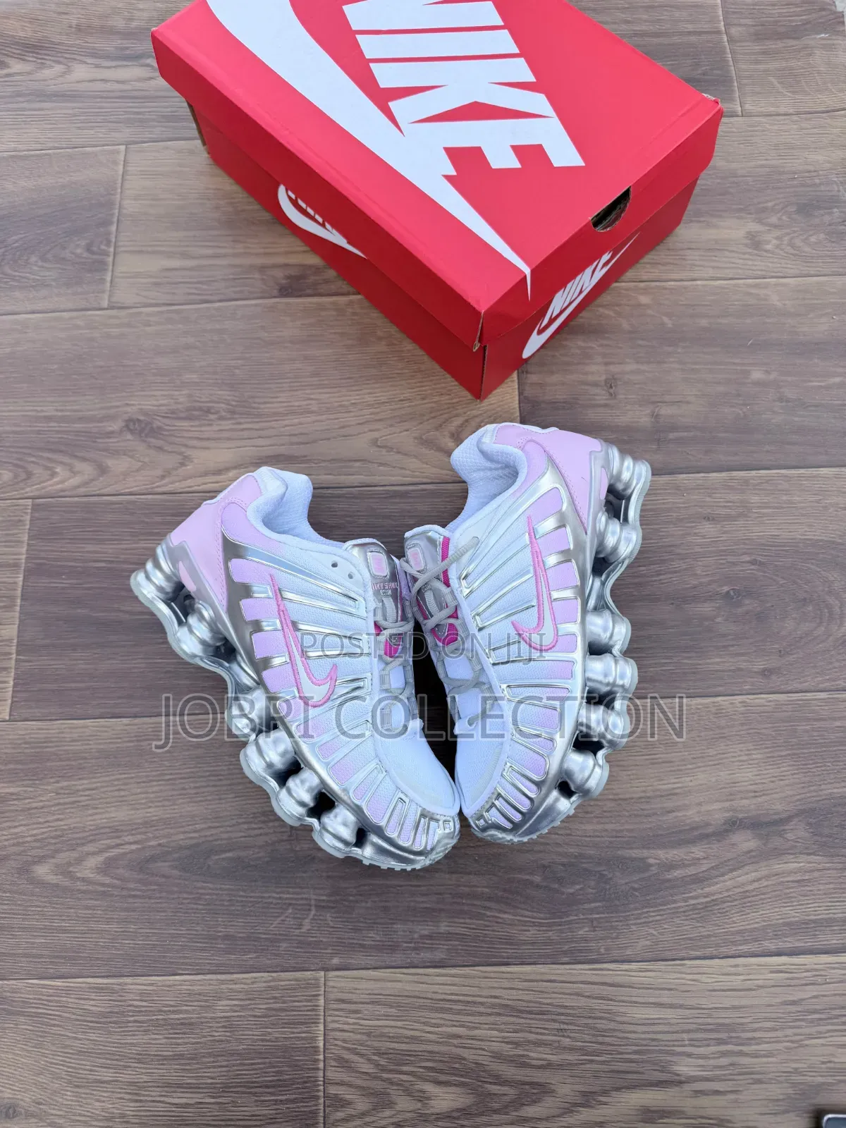 Ladies Nike Shox TL Metallic Medium Sneakers