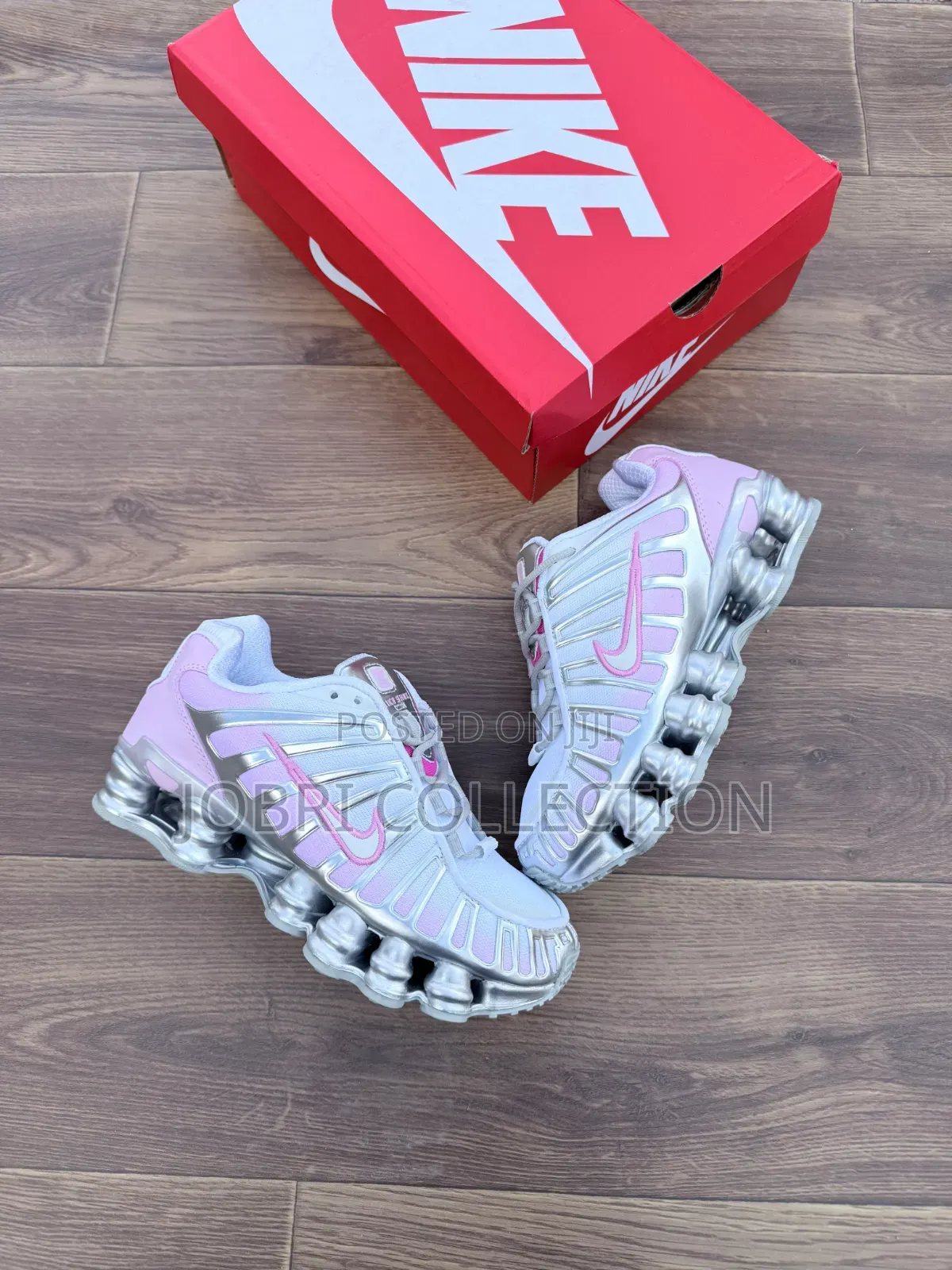Ladies Nike Shox TL Metallic Medium Sneakers
