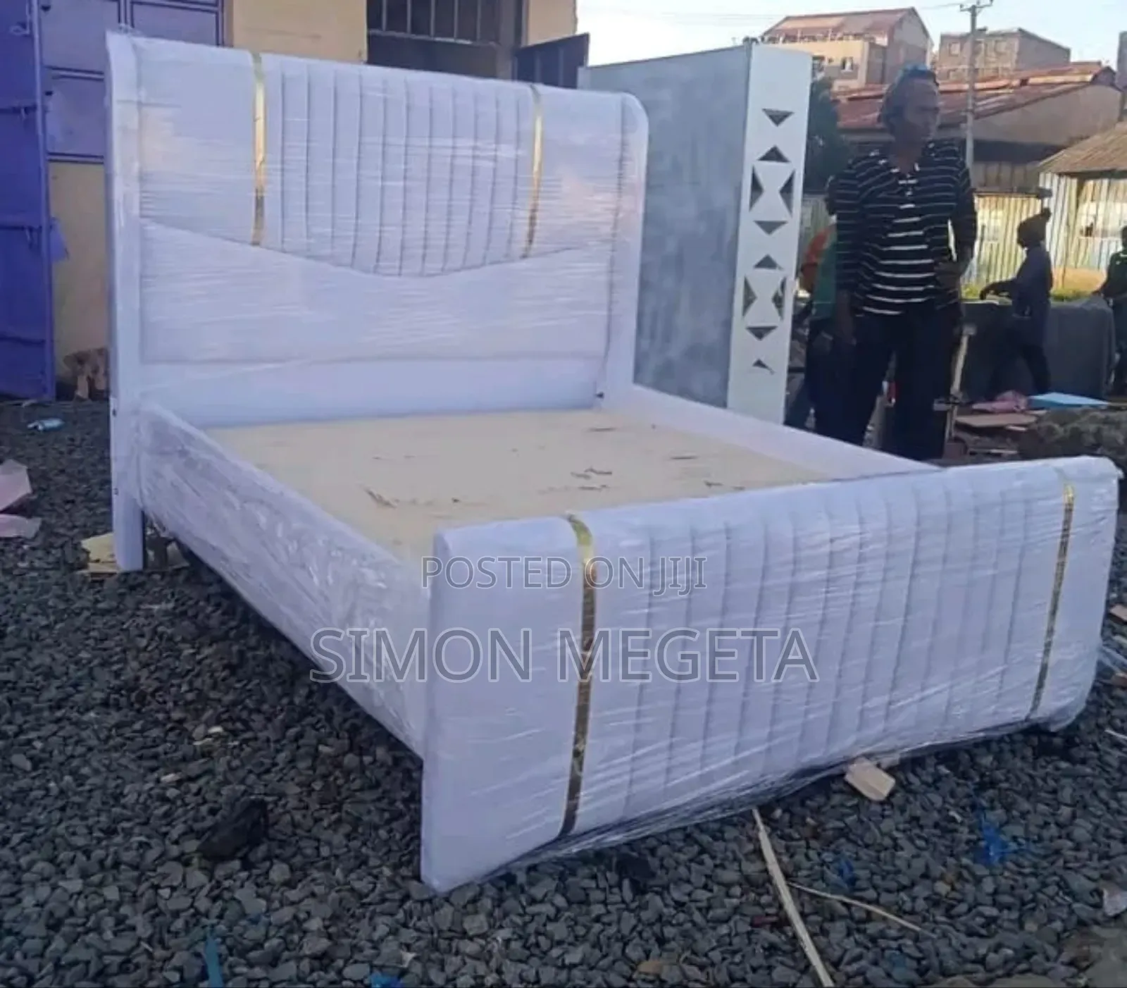 Executive Modern Chester Bed All Covered 5*6