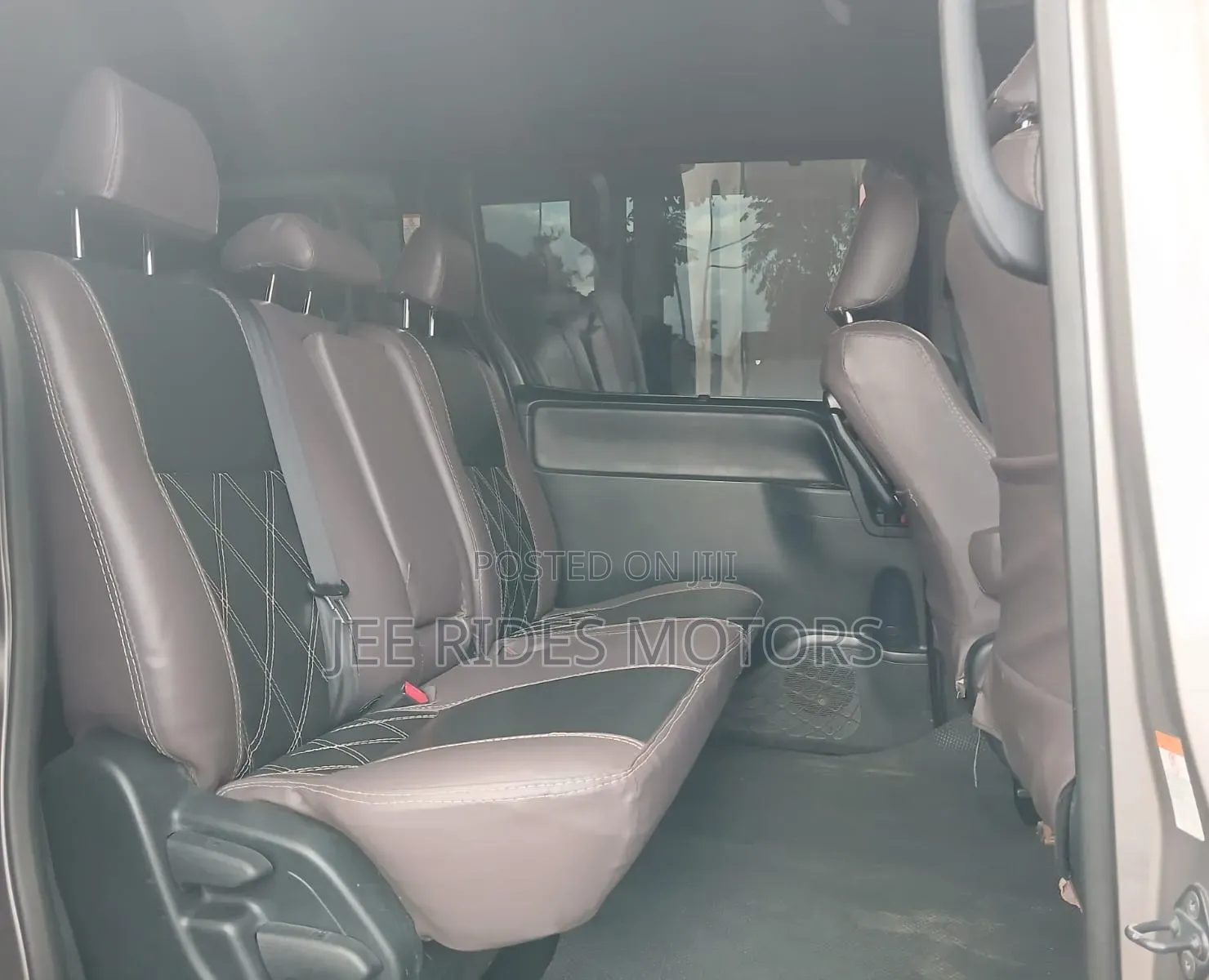 Toyota Noah 2018 Brown