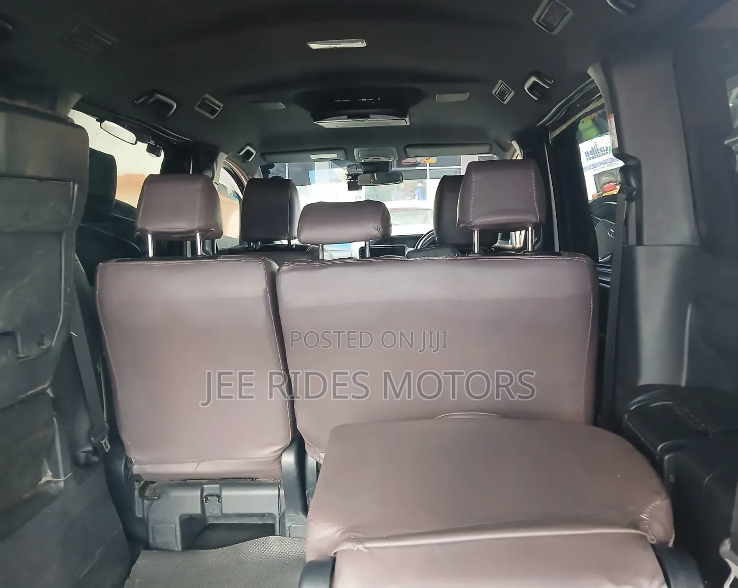 Toyota Noah 2018 Brown