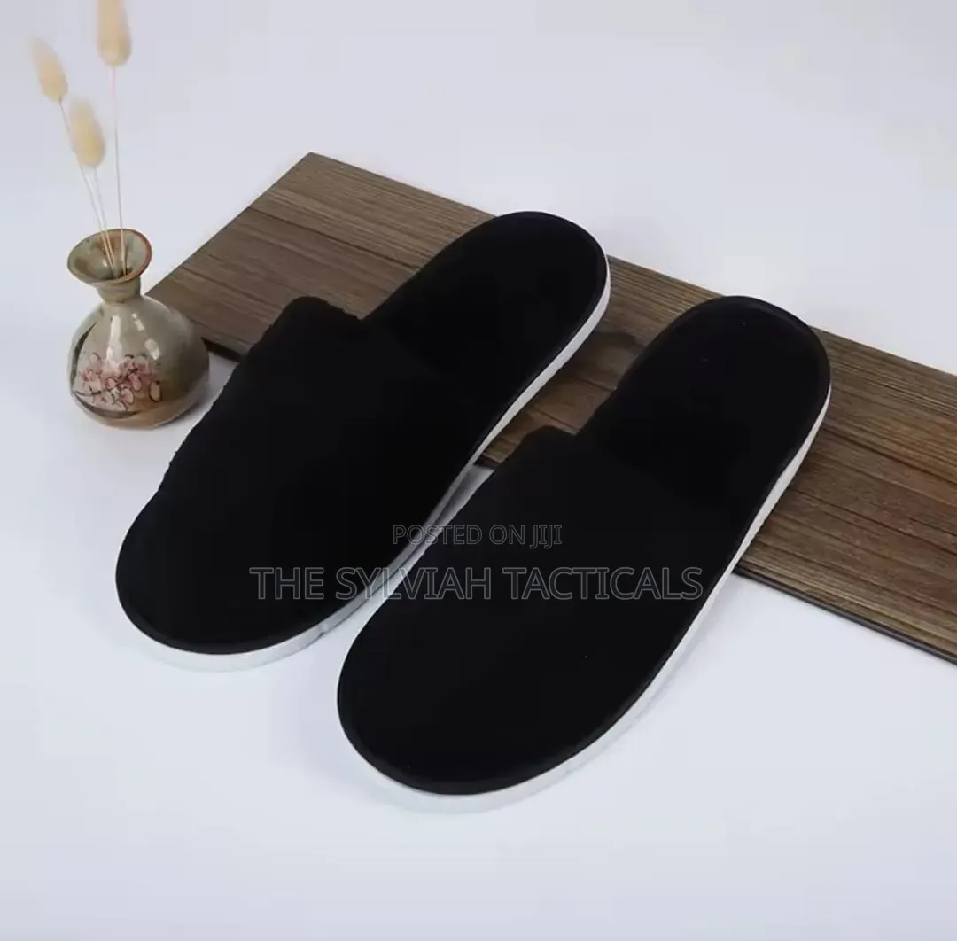 Indoor Slippers Restocked* Size - Free Size