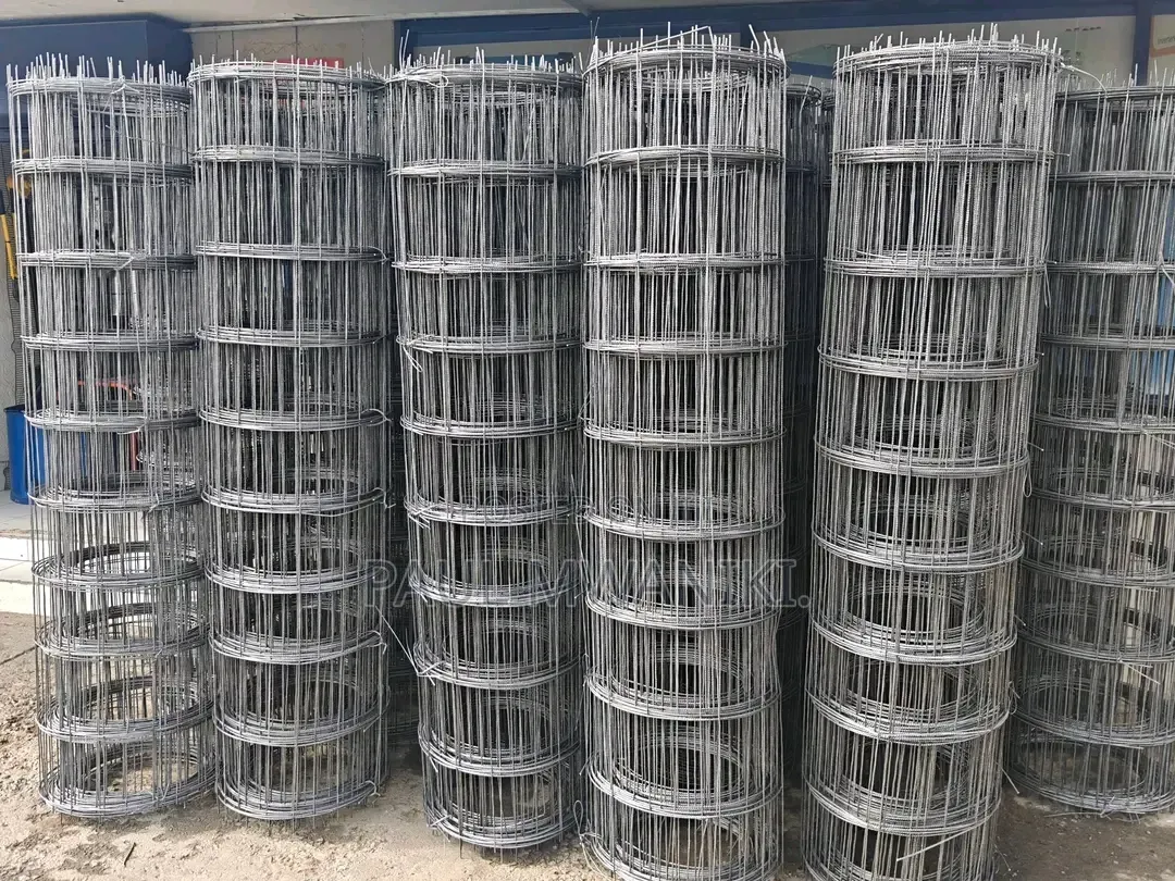 High-Quality Welded Wire Mesh Rolls for Construction and Fencing A98