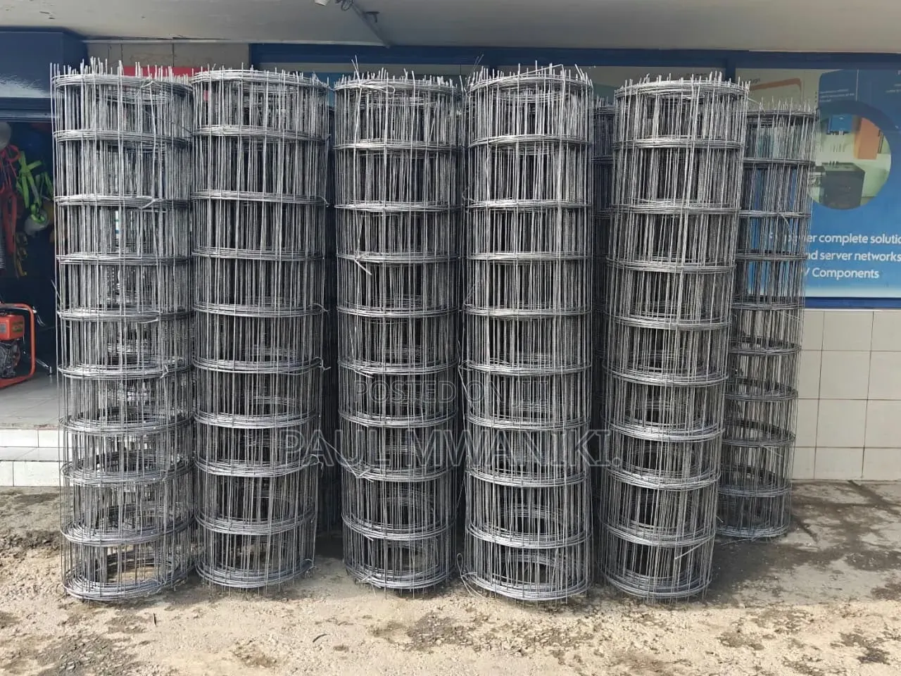 High-Quality Welded Wire Mesh Rolls for Construction and Fencing A98