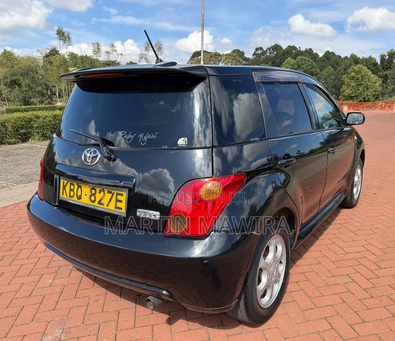 Toyota IST 2005 Black