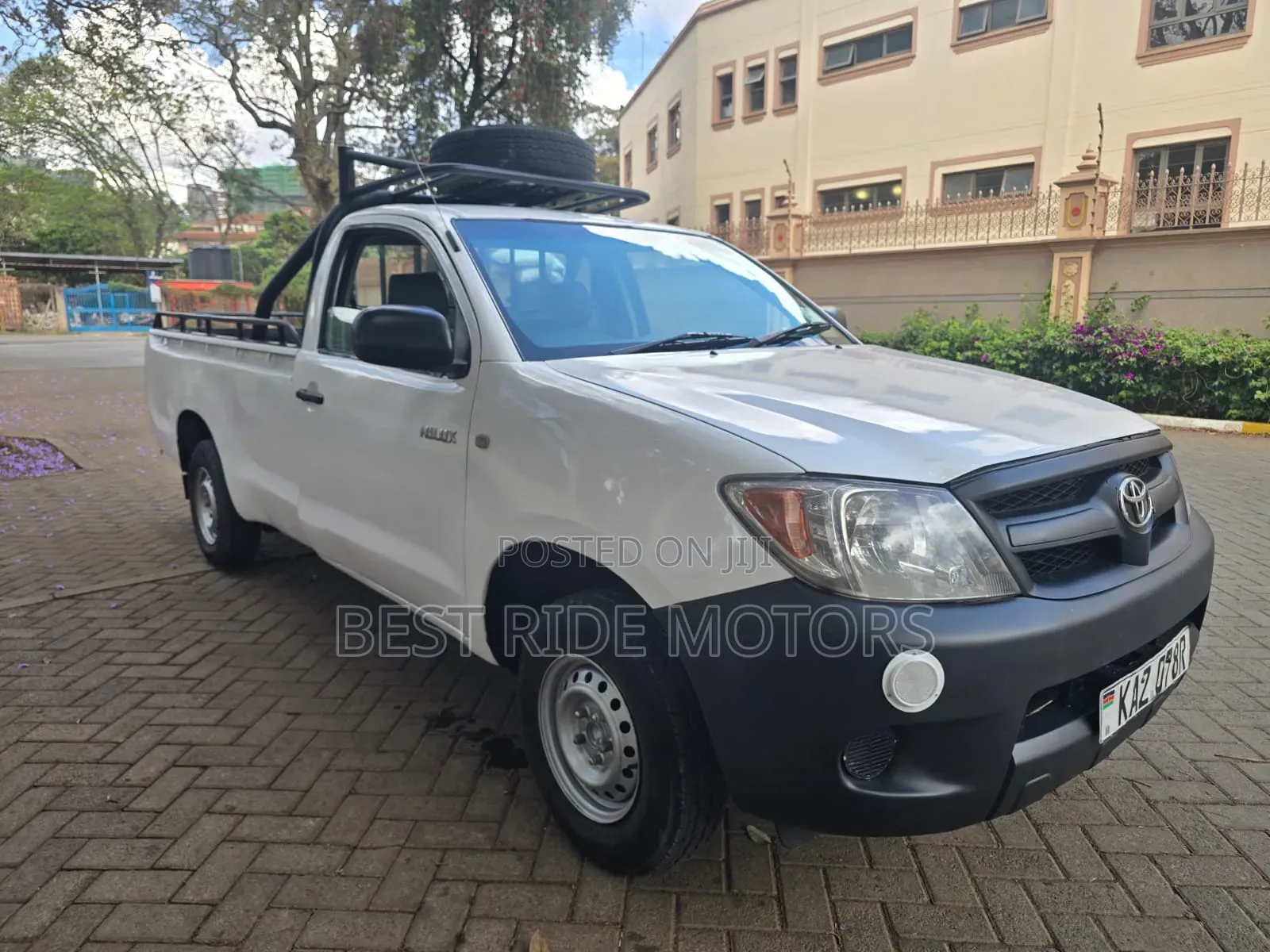 Toyota Hilux 2007 White
