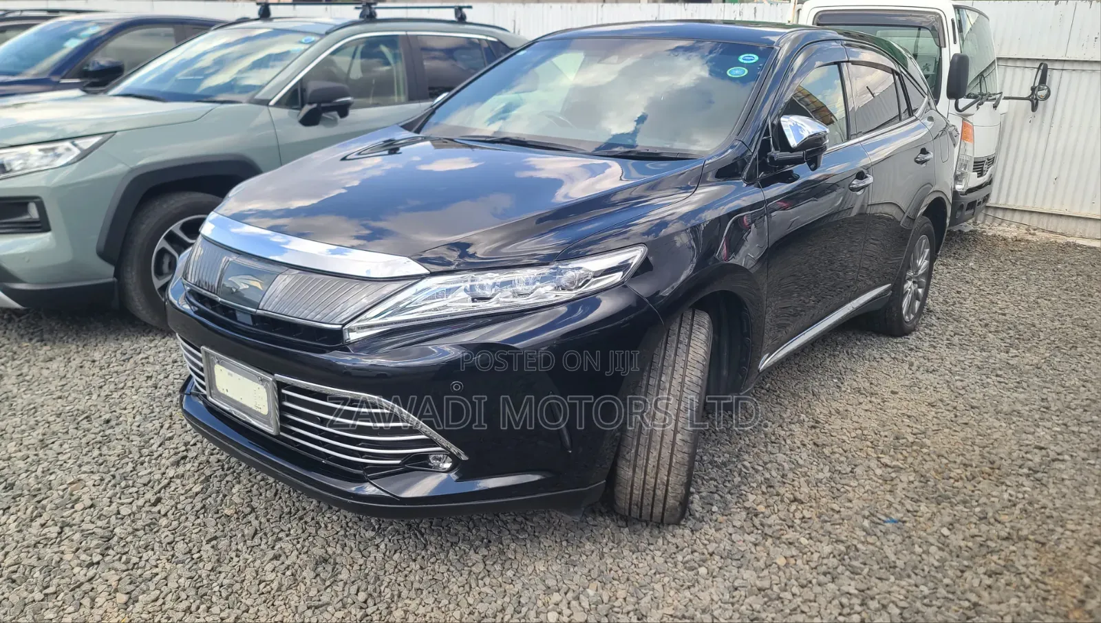 Toyota Harrier 2.0 2019 Black