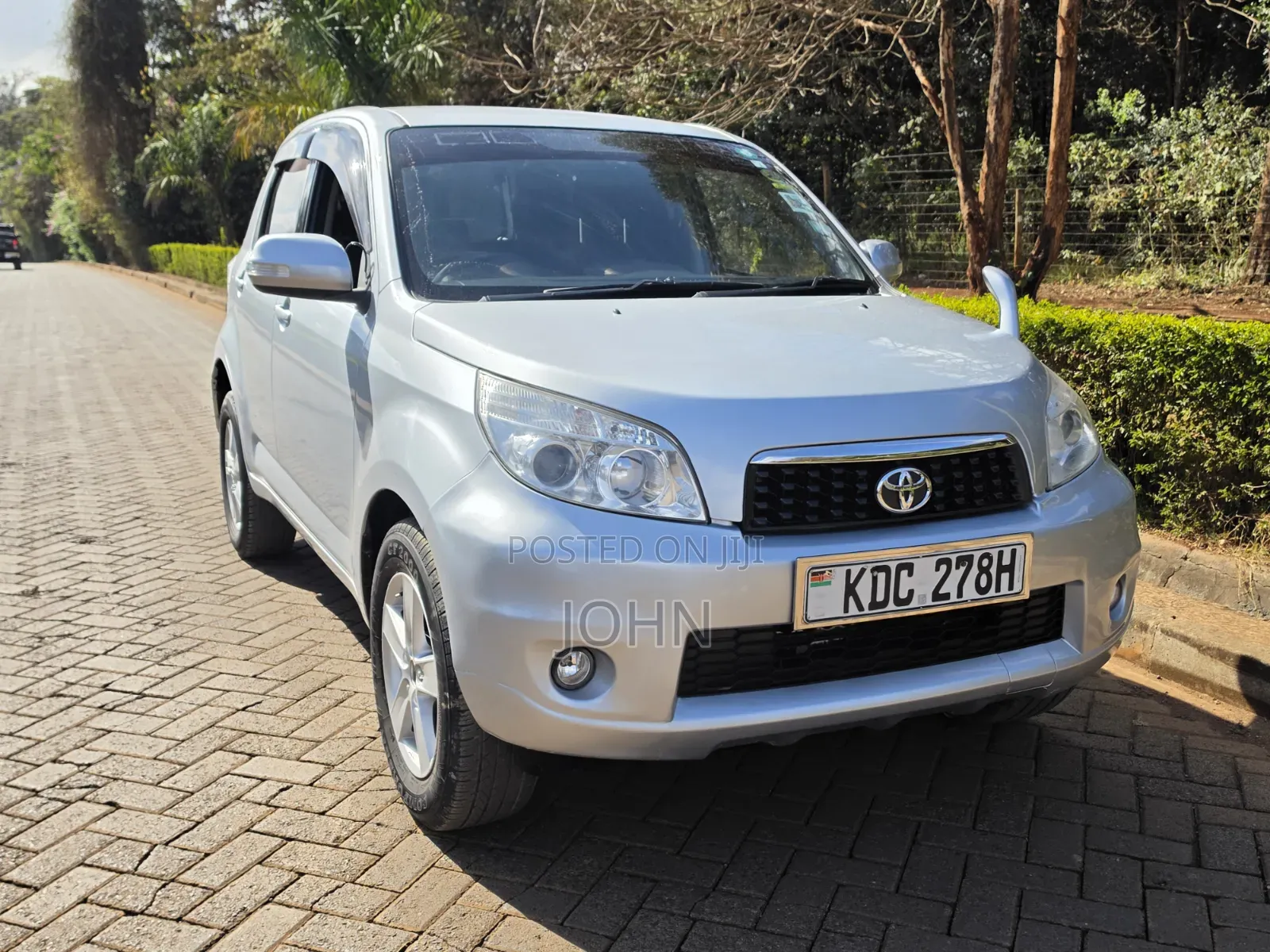 Toyota Rush 1.5 RWD 2014 Silver