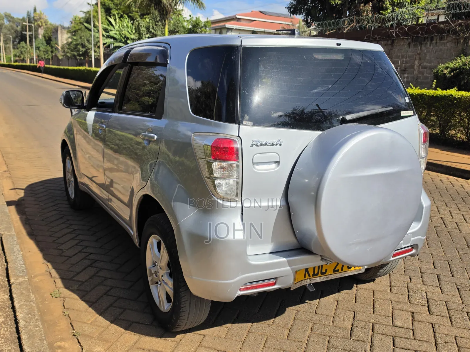 Toyota Rush 1.5 RWD 2014 Silver