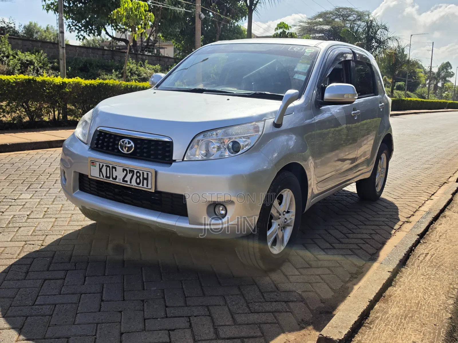 Toyota Rush 1.5 RWD 2014 Silver